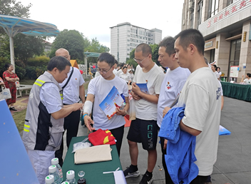 我院党支部受邀参加簇锦街道团结社区主题党员日活动