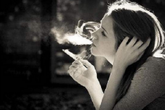 女性吸烟的四大危害
